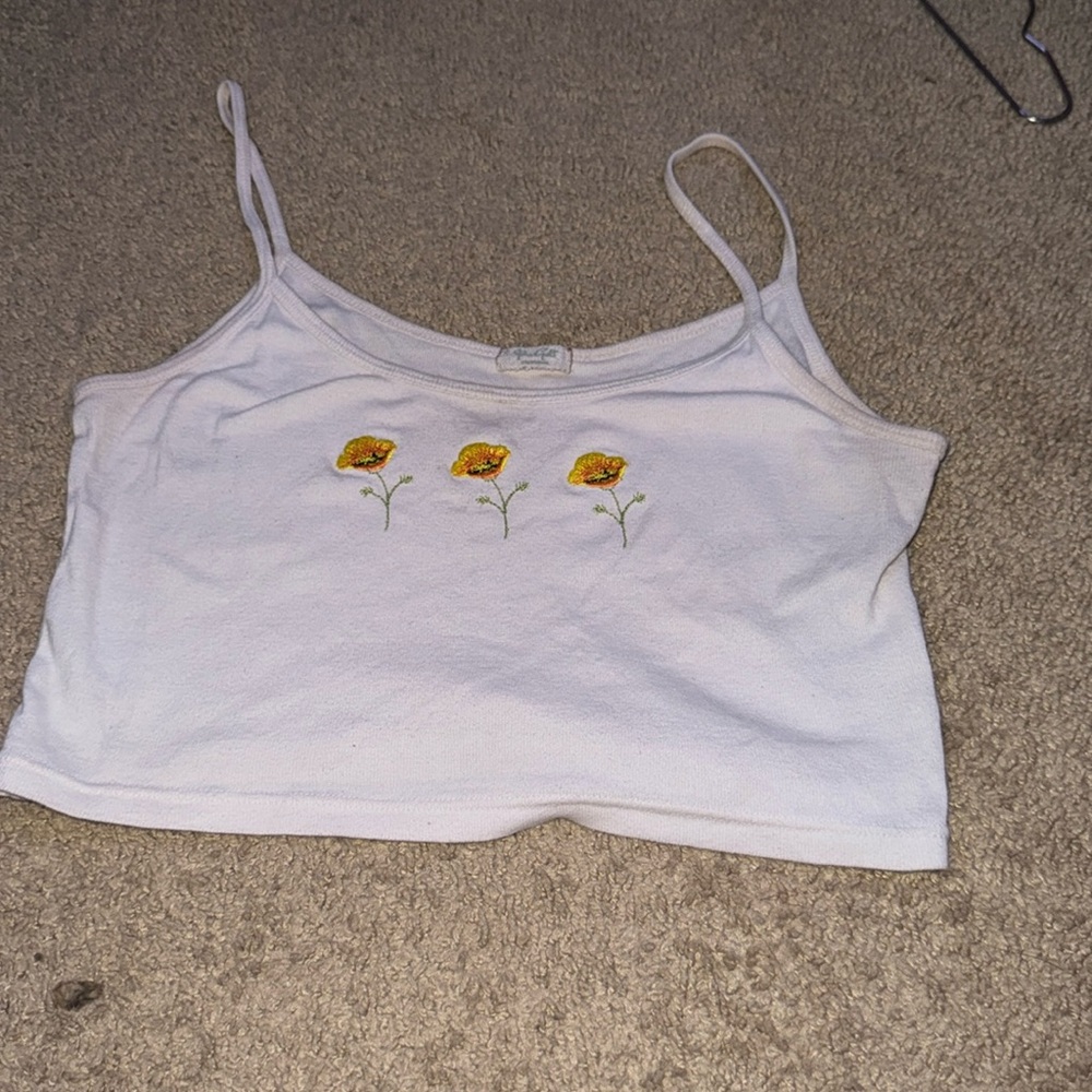 white flower crop top